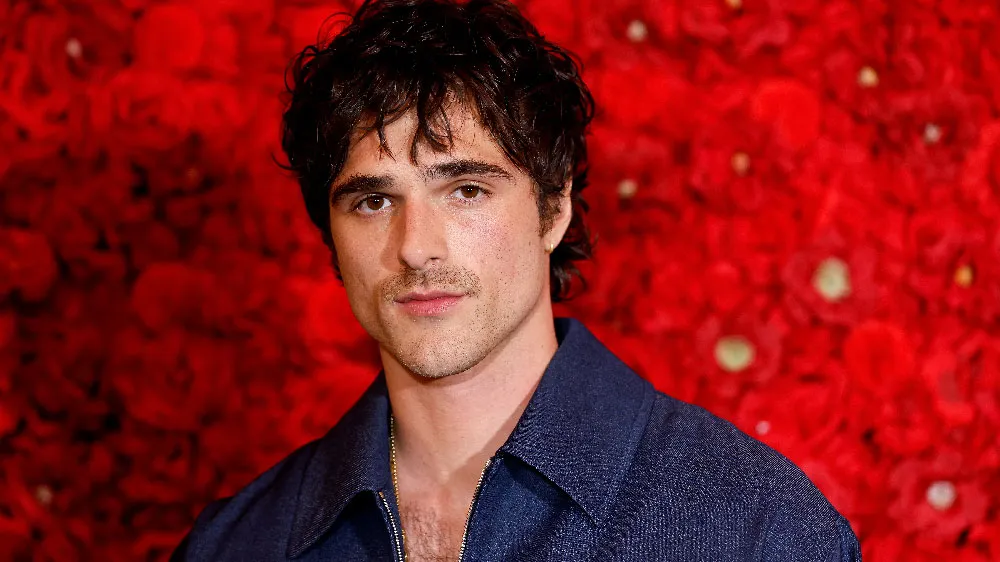 In Two Current Releases, Jacob Elordi Likes It Both Ways