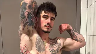 Raimondo Schianodicola is Blessed in All the Right Places