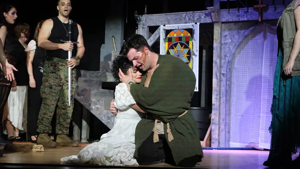 Review: Dazzling 'The Hunchback of Notre Dame' Not Just Kid Stuff